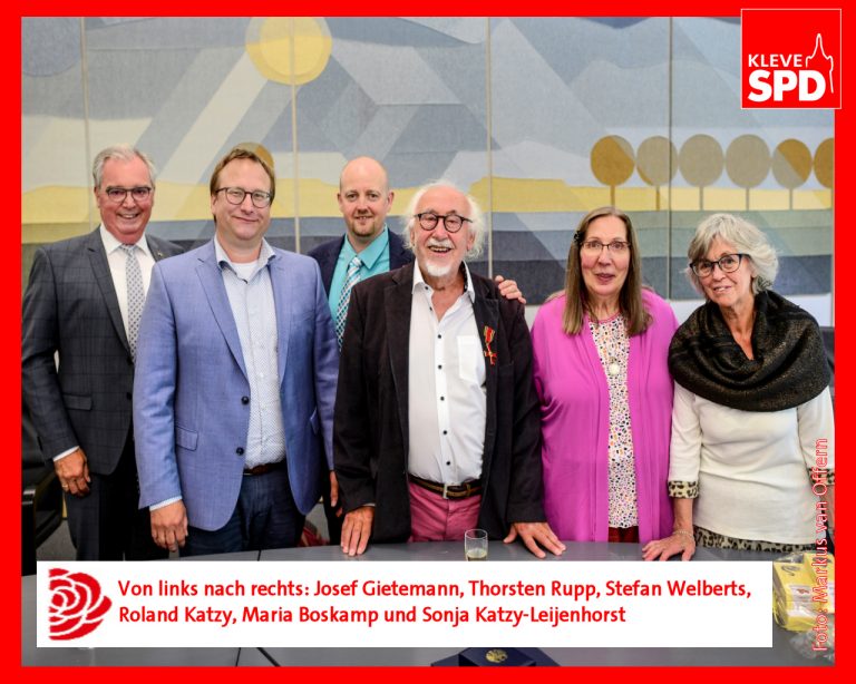 Foto: Markus van Offern Von links nach rechts: Josef Gietemann, Thorsten Rupp, Stefan Welberts, Roland Katzy, Maria Boskamp, Sonja Leijenhorst